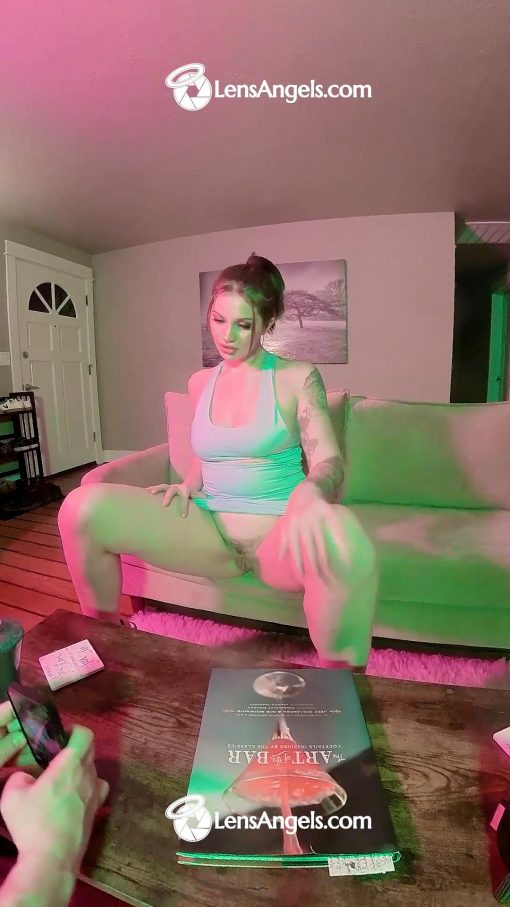 Video: Neon Shoot BTS